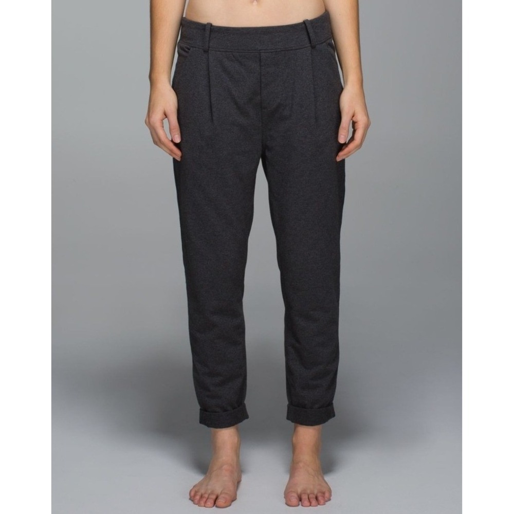 Lululemon Stress Less Pant Women 6 Heathered Dark Grey Tapered Sweatpants W5G31S - Picture 1 of 13